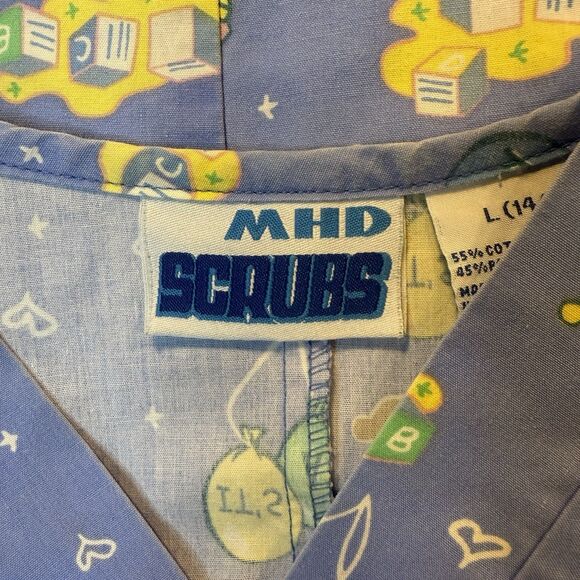 MHD WOMEN'S SCRUB TOP SIZE Large IT'S A BOY IT'S A GIRL NOVELTY NICU - Picture 10 of 11